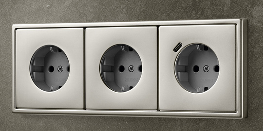 SCHUKO® Steckdosen mit USB bei Seemüller GmbH in München