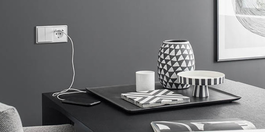 JUNG SCHUKO® Steckdosen mit USB-Anschlüssen bei Seemüller GmbH in München