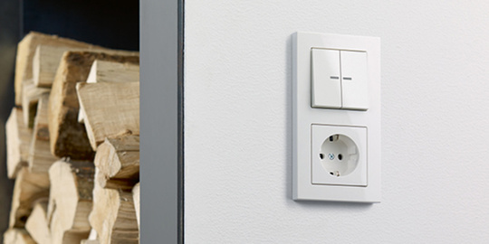 JUNG KNX Taster F 10 bei Seemüller GmbH in München